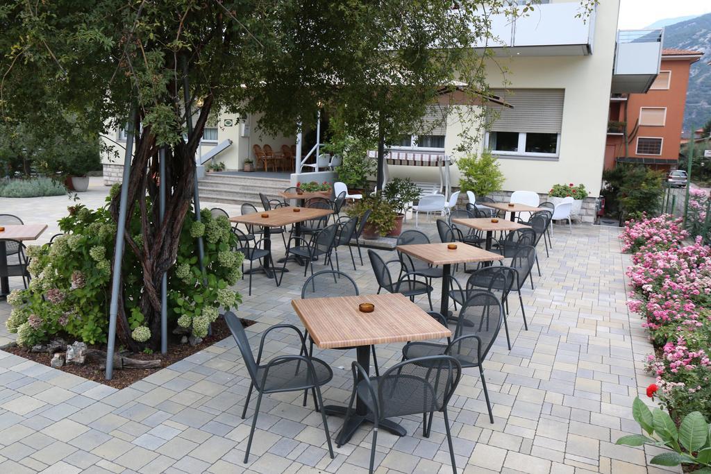 Hotel Villa Clara Torbole Sul Garda Luaran gambar
